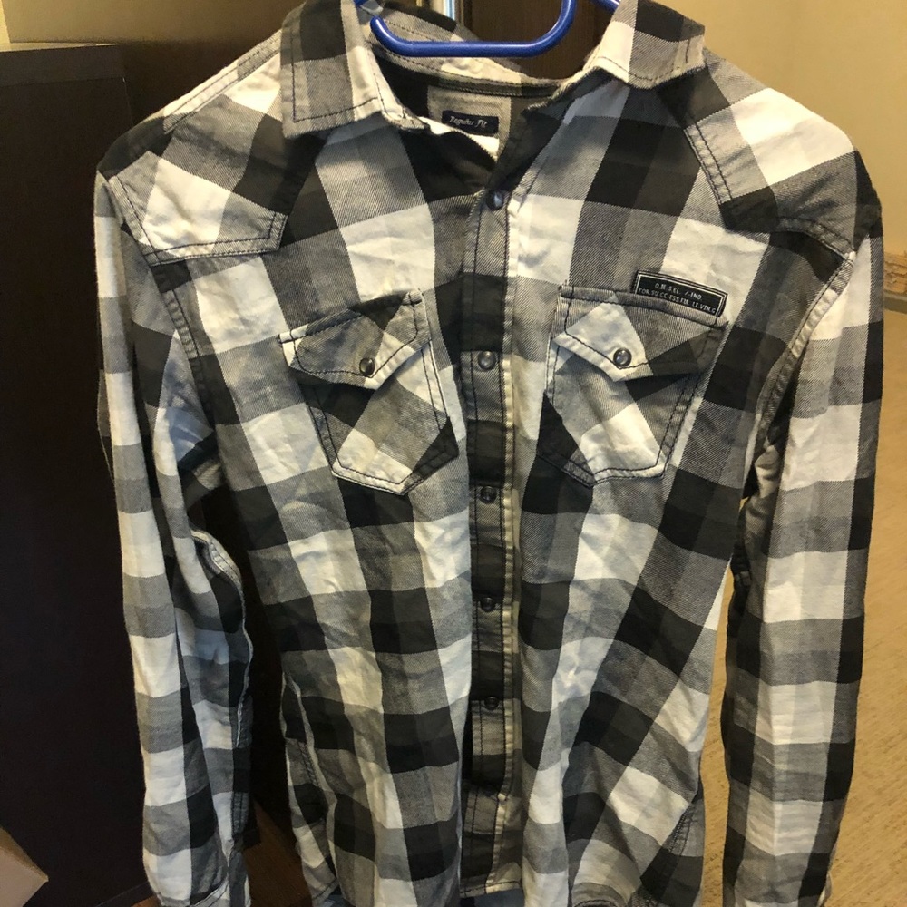 Means small diesel black and white plaid shirt